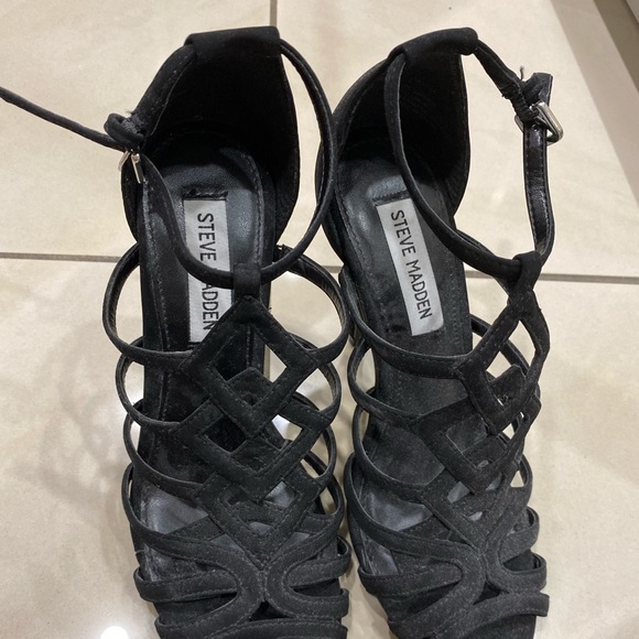 Steve Madden heels. Size 7 - Picture 5 of 7